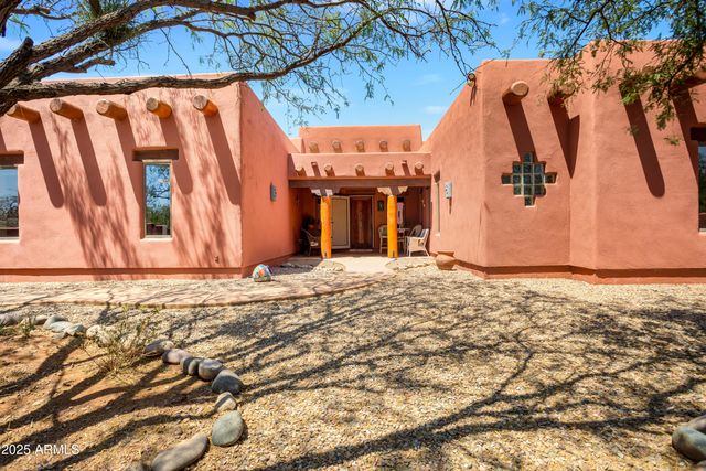 5676 S MIR Way, Hereford, AZ 85615