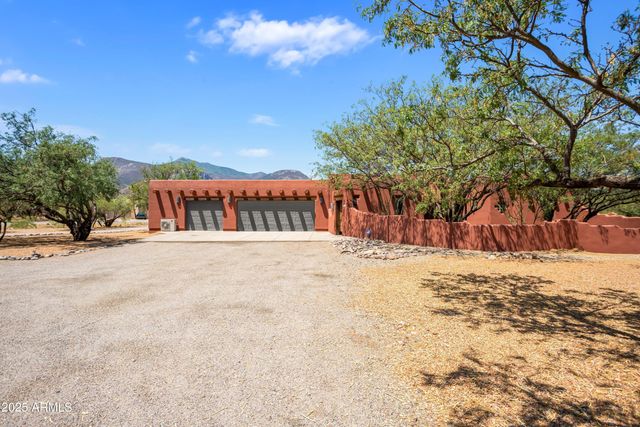 5676 S MIR Way, Hereford, AZ 85615