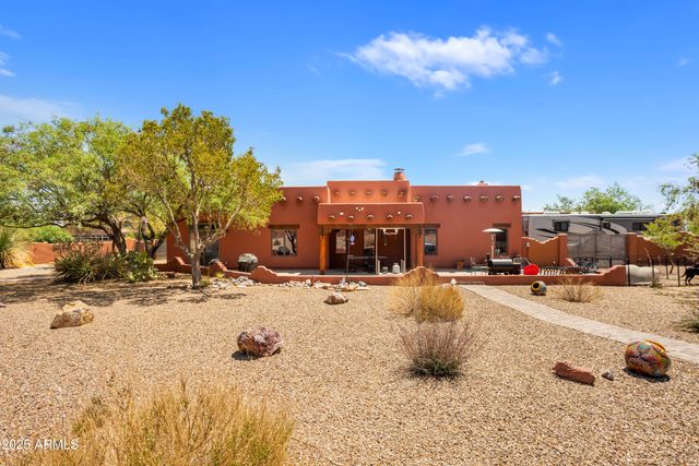 5676 S MIR Way, Hereford, AZ 85615