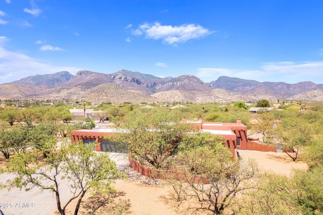 5676 S MIR Way, Hereford, AZ 85615