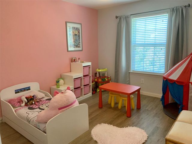 2211 Carlisle Street, Bedford, TX 76021