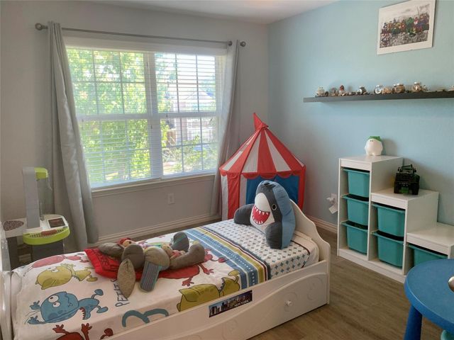 2211 Carlisle Street, Bedford, TX 76021