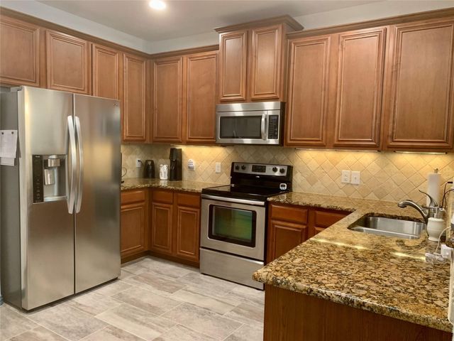 2211 Carlisle Street, Bedford, TX 76021