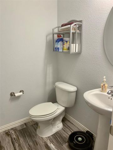 2211 Carlisle Street, Bedford, TX 76021