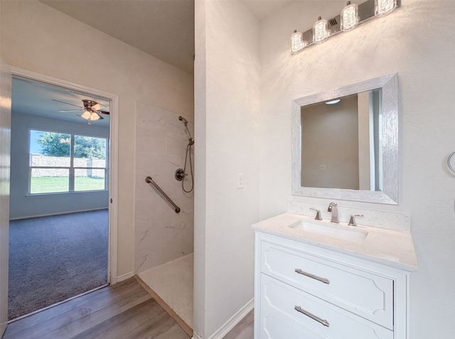 1411 Niagara Falls Court, Arlington, TX 76002
