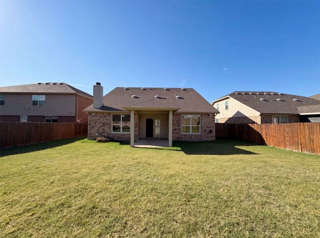 1411 Niagara Falls Court, Arlington, TX 76002