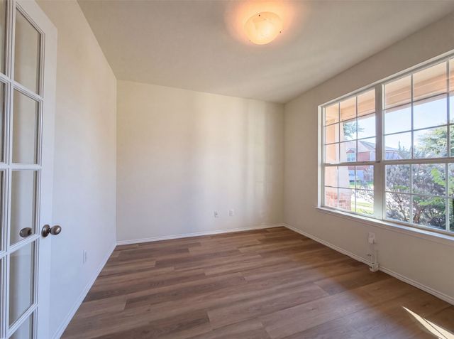 1411 Niagara Falls Court, Arlington, TX 76002