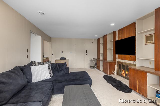 421 Sunview Avenue, Portage, MI 49002