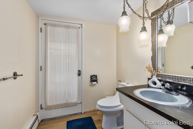 421 Sunview Avenue, Portage, MI 49002