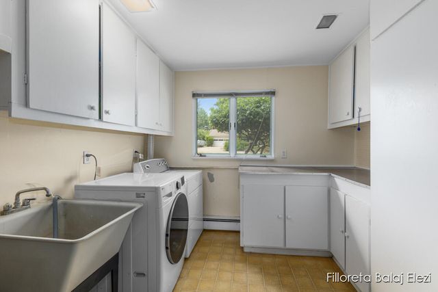 421 Sunview Avenue, Portage, MI 49002