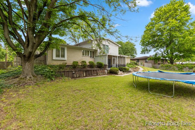 421 Sunview Avenue, Portage, MI 49002