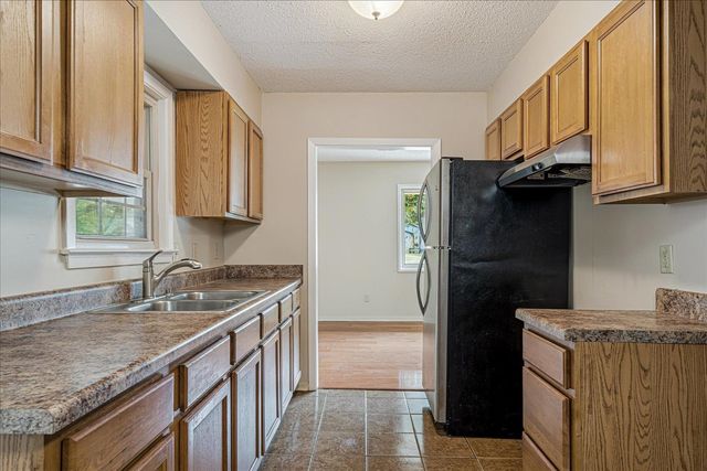 3643 W BIG BEND DR, Memphis, TN 38116