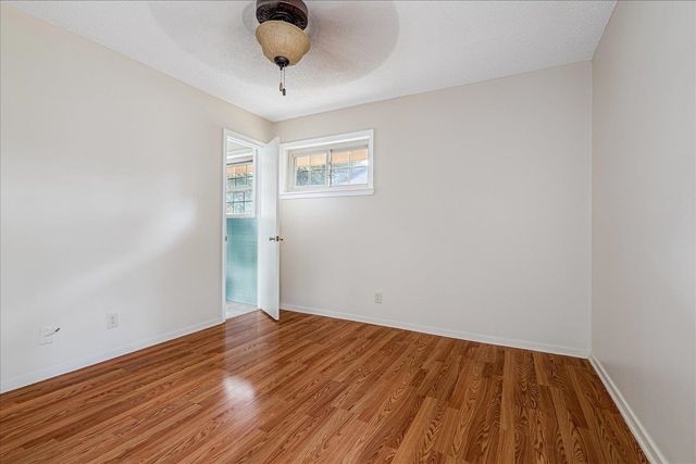 3643 W BIG BEND DR, Memphis, TN 38116