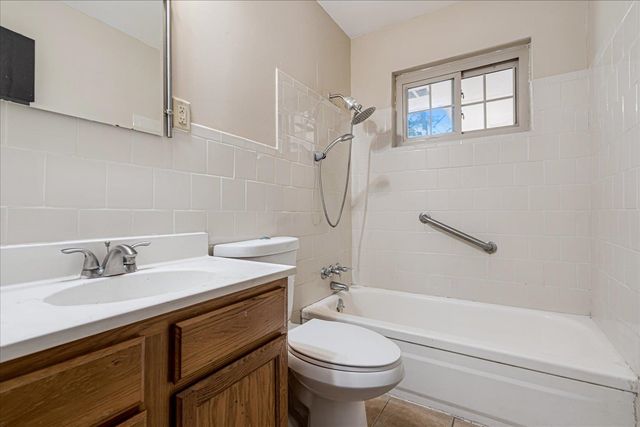 3643 W BIG BEND DR, Memphis, TN 38116