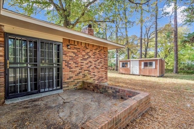 3643 W BIG BEND DR, Memphis, TN 38116