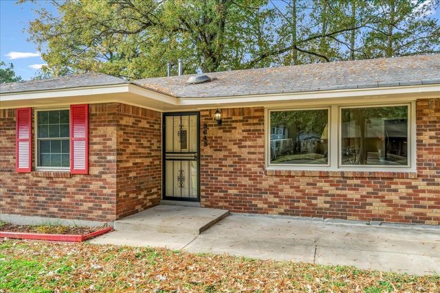 3643 W BIG BEND DR, Memphis, TN 38116