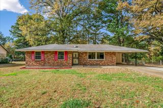 3643 W BIG BEND DR, Memphis, TN 38116