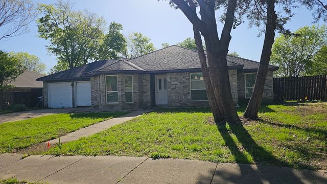 3604 Lily Lane, Rowlett, TX 75089