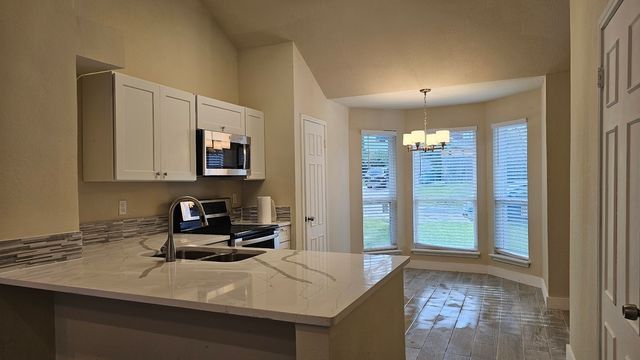 3604 Lily Lane, Rowlett, TX 75089