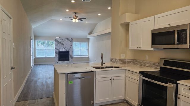 3604 Lily Lane, Rowlett, TX 75089