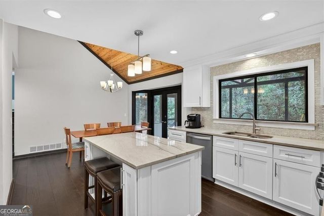 4938 Laurel Spring Drive NE, Roswell, GA 30075