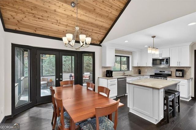 4938 Laurel Spring Drive NE, Roswell, GA 30075