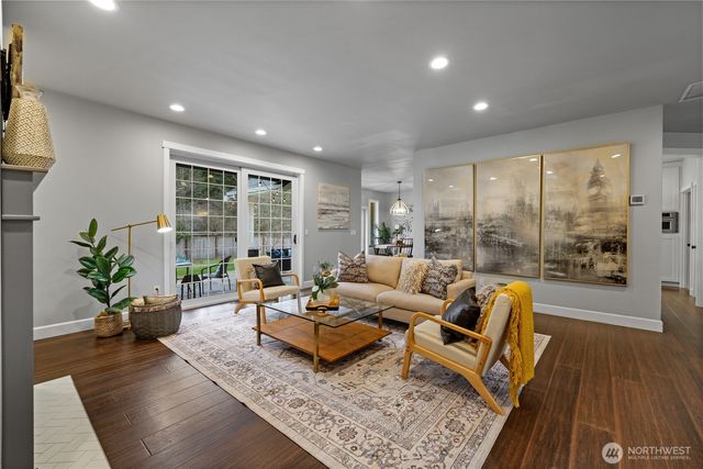 6003 98th Street E, Puyallup, WA 98373