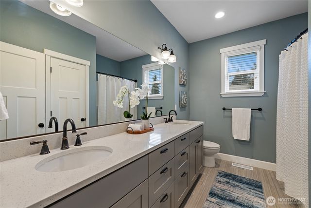 6003 98th Street E, Puyallup, WA 98373