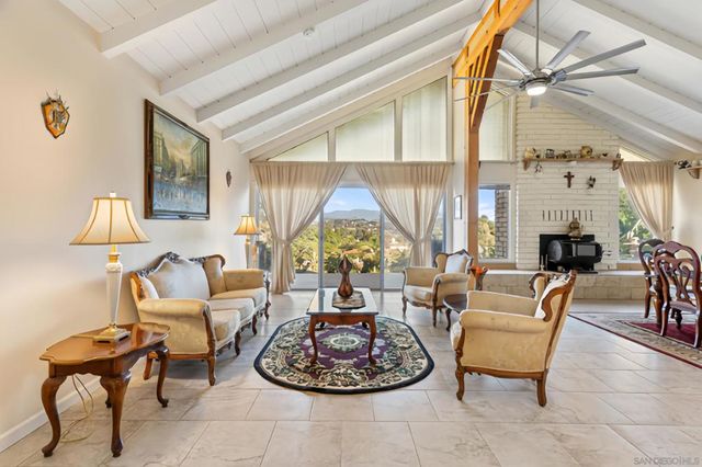 732 Hamilton Lane, Fallbrook, CA 92028