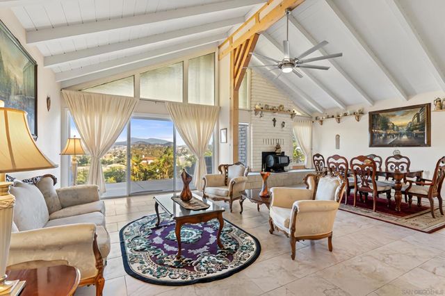 732 Hamilton Lane, Fallbrook, CA 92028