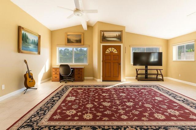 732 Hamilton Lane, Fallbrook, CA 92028