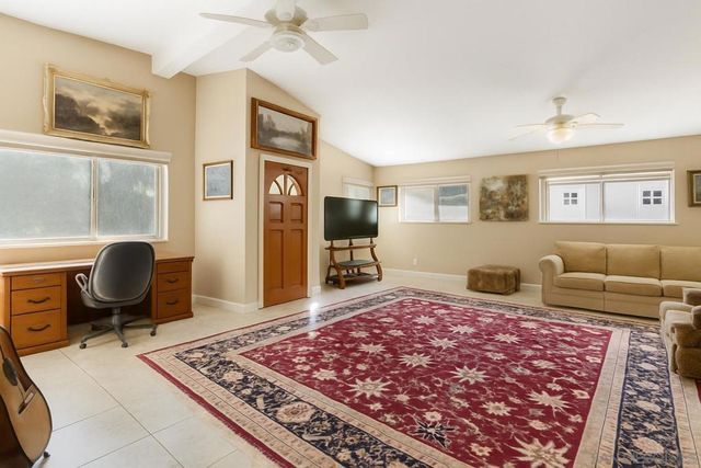 732 Hamilton Lane, Fallbrook, CA 92028