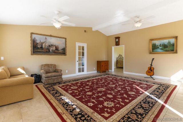 732 Hamilton Lane, Fallbrook, CA 92028