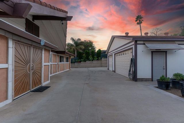 732 Hamilton Lane, Fallbrook, CA 92028