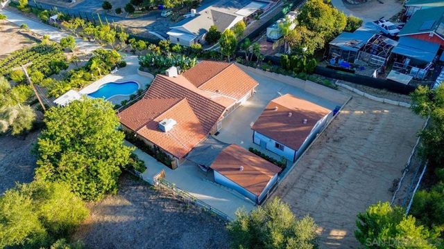 732 Hamilton Lane, Fallbrook, CA 92028