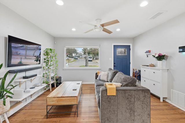 13929 Montvale Drive, Farmers Branch, TX 75234