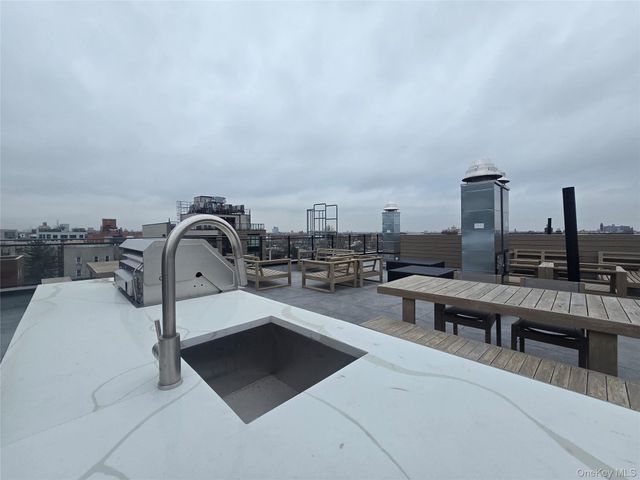 618 Avenue H 7G, Brooklyn, NY 11230