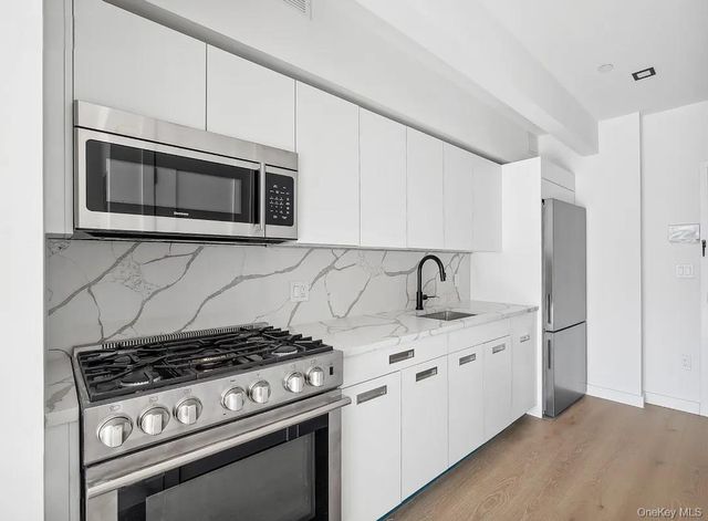 618 Avenue H 7G, Brooklyn, NY 11230