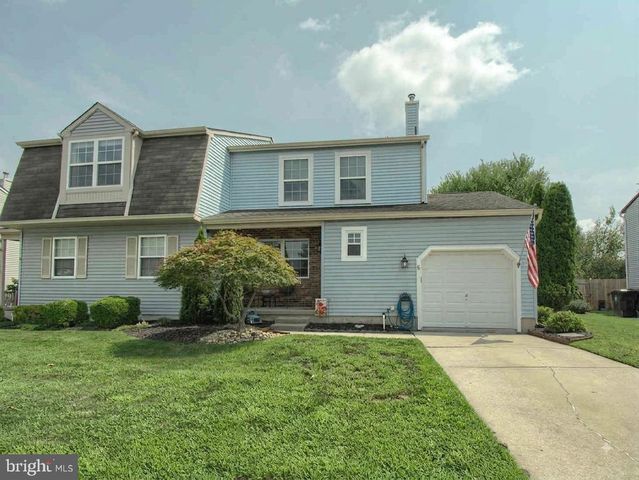 5 FOSTERTOWN LN, Mullica Hill, NJ 08062