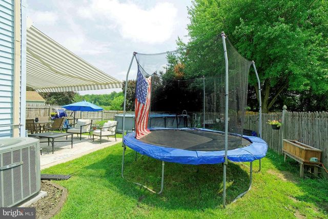 5 FOSTERTOWN LN, Mullica Hill, NJ 08062