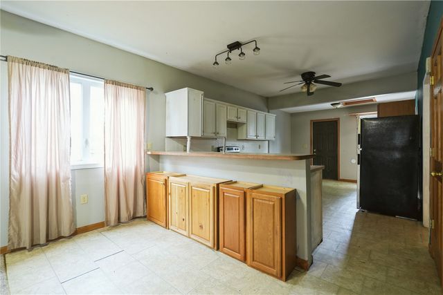 916 9th Street SW, Cedar Rapids, IA 52404