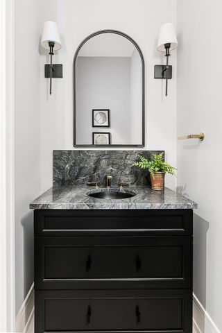 2227 W Huron Street, Chicago, IL 60612