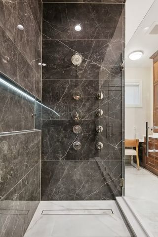 2227 W Huron Street, Chicago, IL 60612