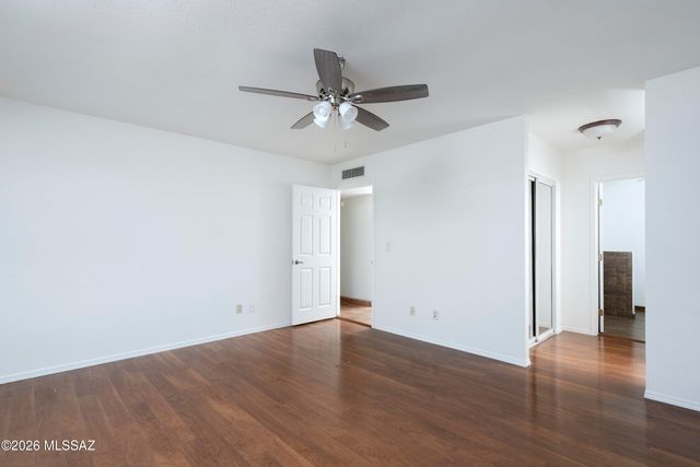 4240 N Summer Set Drive, Tucson, AZ 85750