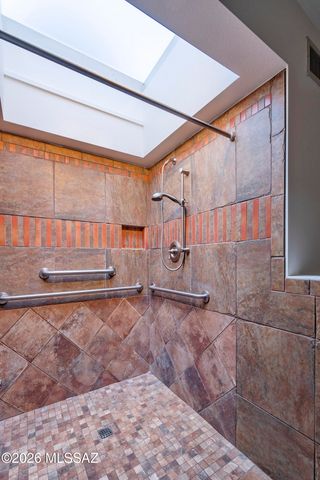 4240 N Summer Set Drive, Tucson, AZ 85750