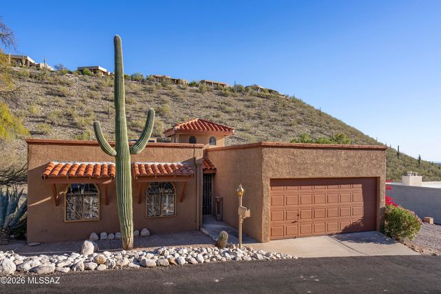 4240 N Summer Set Drive, Tucson, AZ 85750