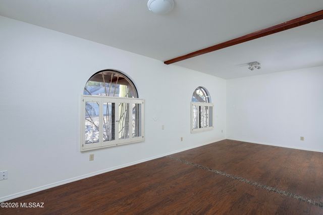 4240 N Summer Set Drive, Tucson, AZ 85750