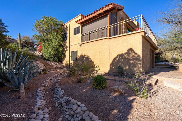 4240 N Summer Set Drive, Tucson, AZ 85750