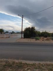 7786 Capelin, Phelan, CA 92371