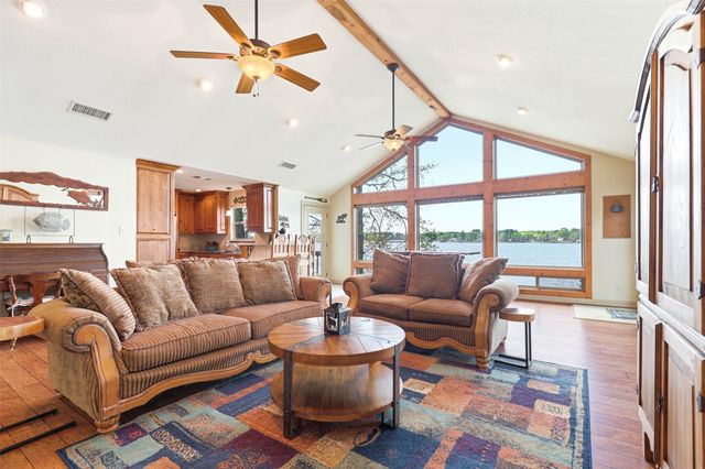 307 S Park Road, Scroggins, TX 75480